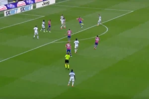 Kostić kao na tacni, Vlahović prekinuo tromesečni post i to - spektakularno!